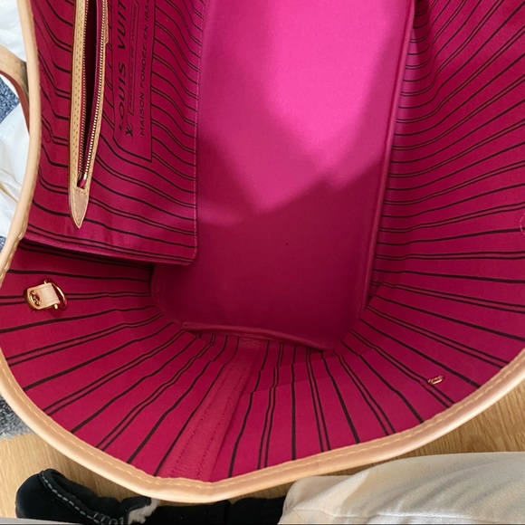 Louis Vuitton Neverfull Monogram GM Pivoine - Picture 11 of 13